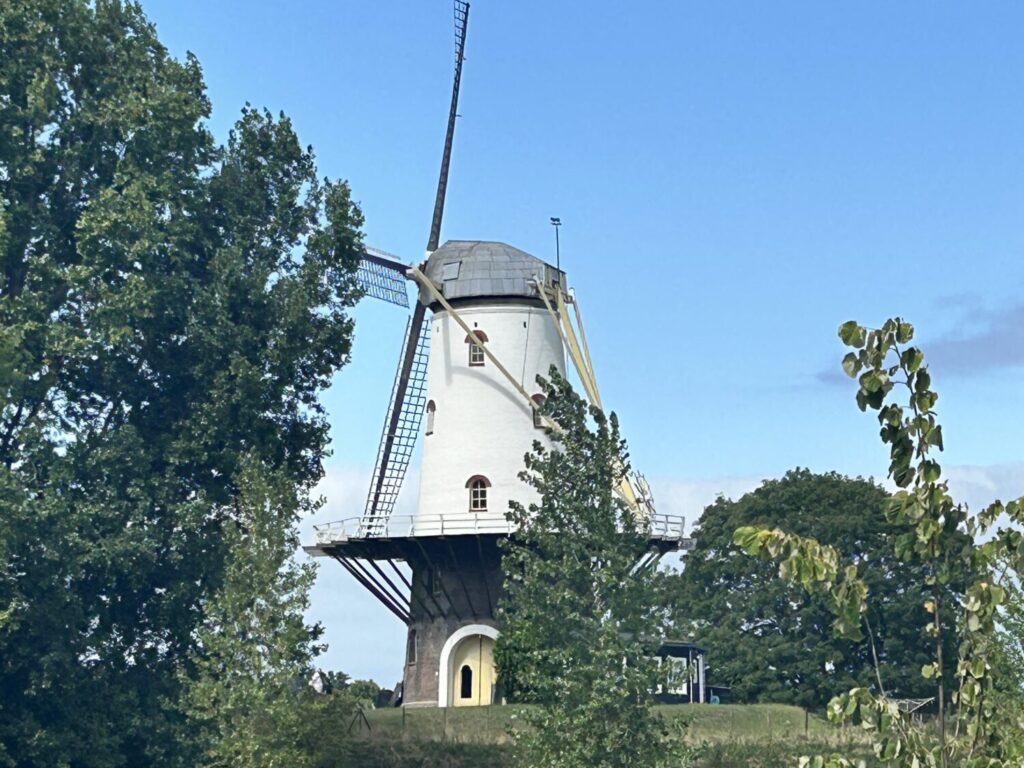 kurzurlaub in zeeland -windmuehle in veere