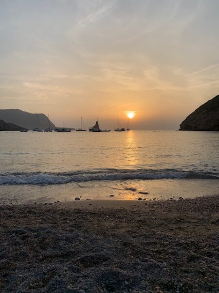 Ibiza ab 50 - Sonnenuntergang am Strand von Benirràs